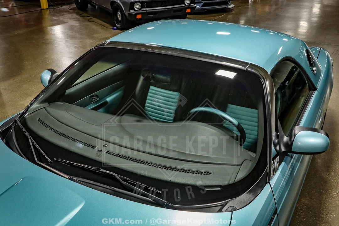 2002 Ford Thunderbird 11th Gen - Image 29 of 31