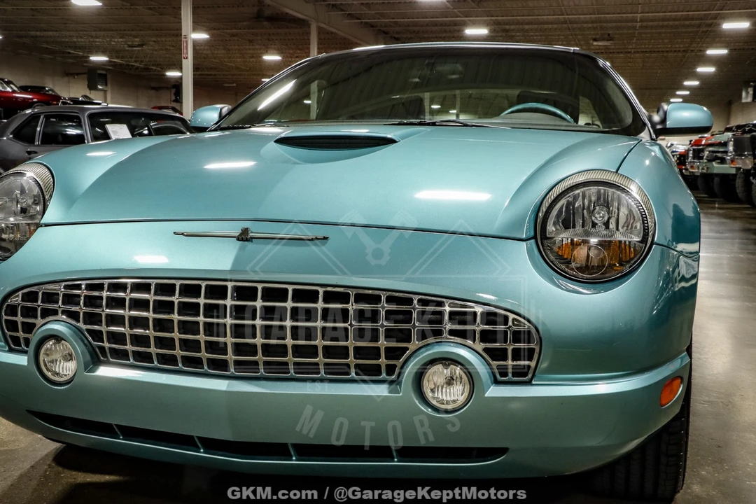 2002 Ford Thunderbird 11th Gen - Image 22 of 31