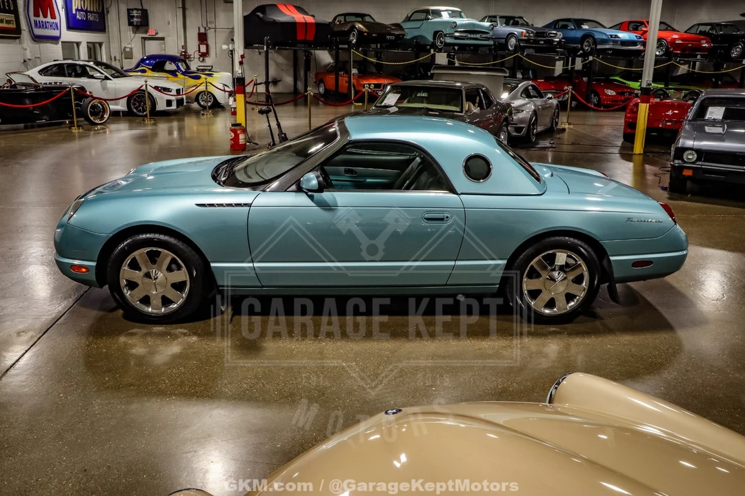 2002 Ford Thunderbird 11th Gen - Image 8 of 31