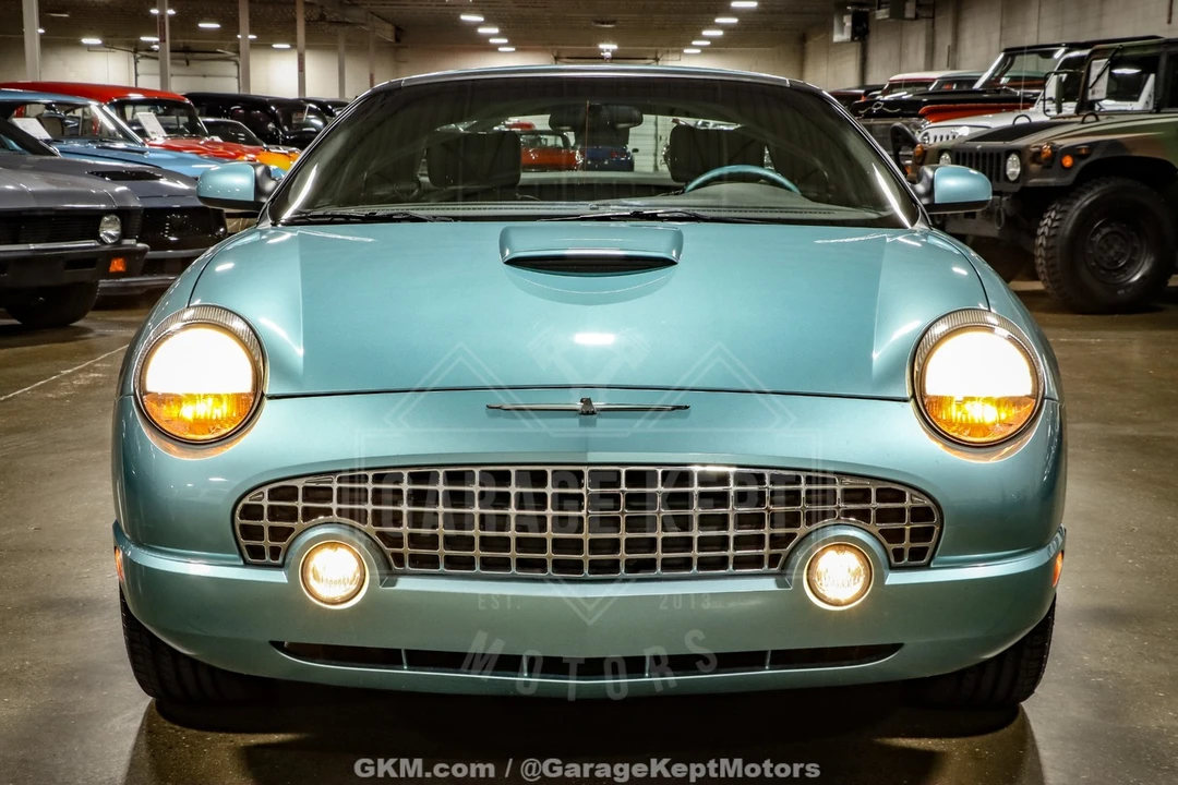 2002 Ford Thunderbird 11th Gen - Image 24 of 31