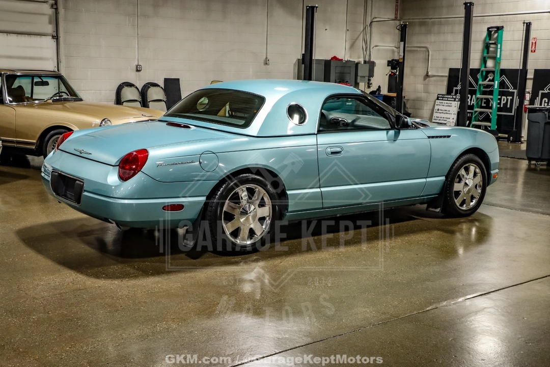 2002 Ford Thunderbird 11th Gen - Image 12 of 31