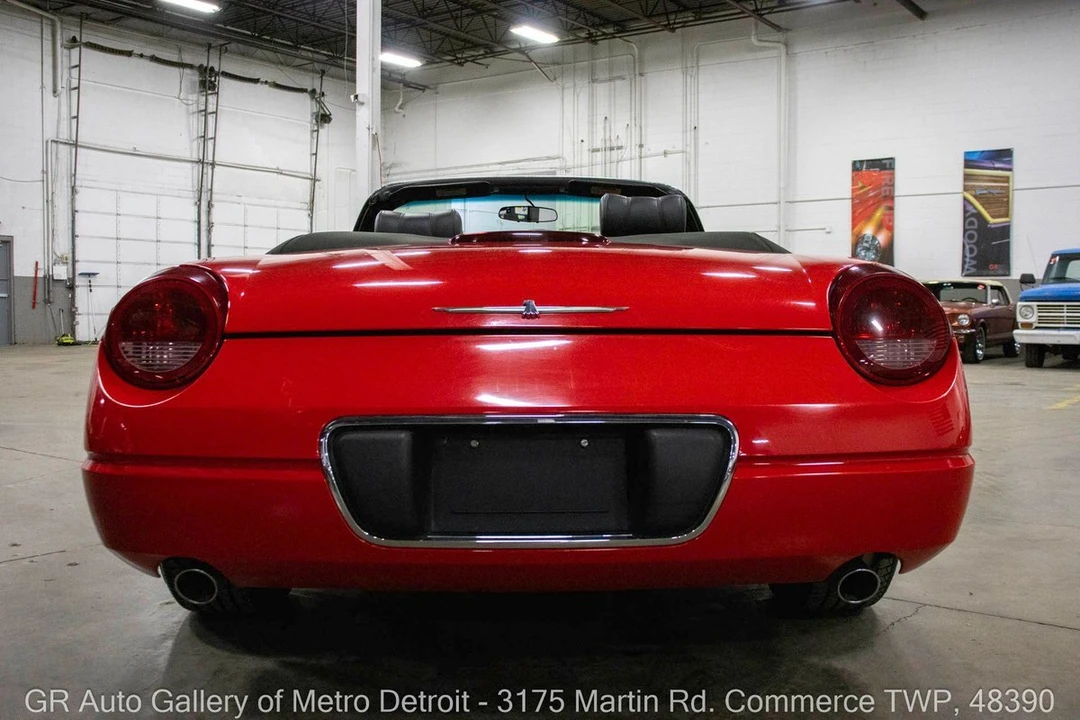 2002 Ford Thunderbird 11th Gen - Image 8 of 12