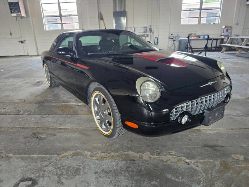 2002 Ford Thunderbird 11th Gen - Image 18 of 31
