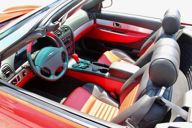2002 Ford Thunderbird 11th Gen - Image 28 of 31