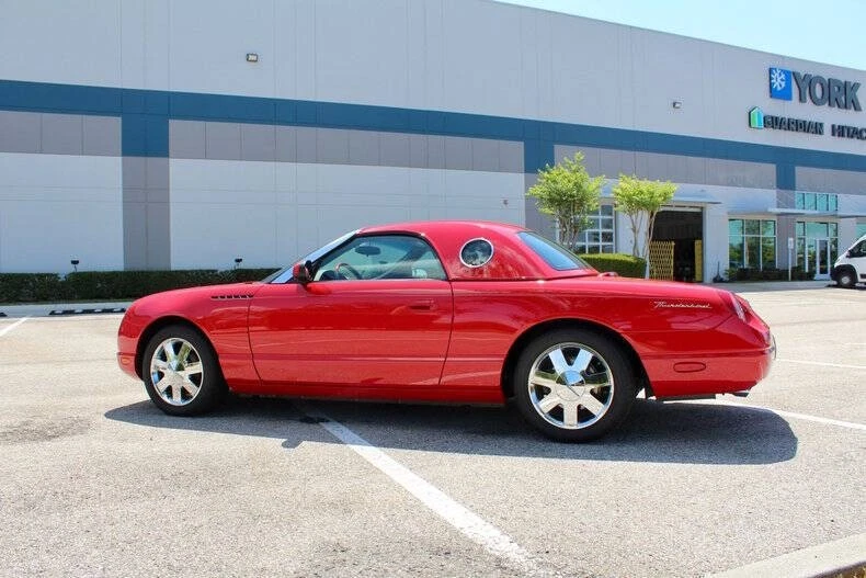 2002 Ford Thunderbird 11th Gen - Image 11 of 31