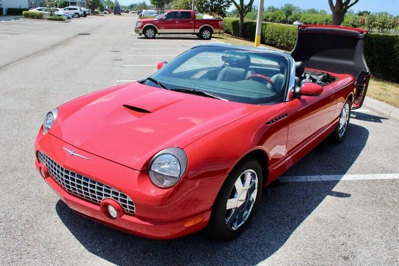 2002 Ford Thunderbird 11th Gen - Image 22 of 31