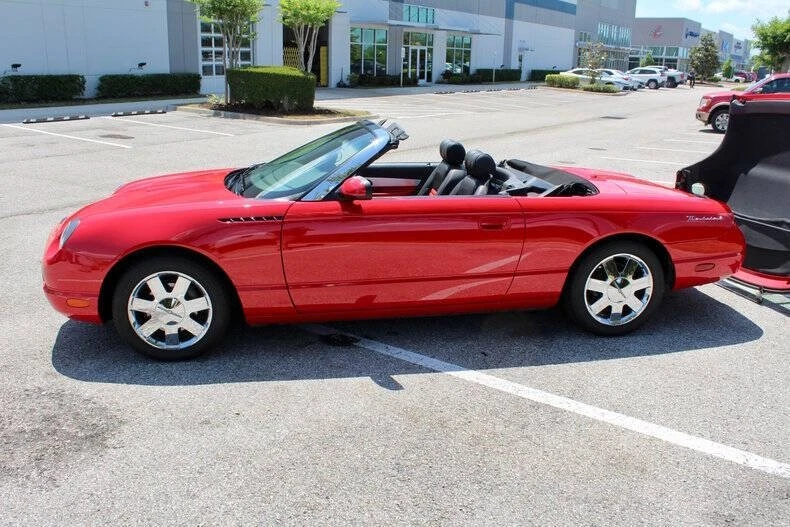 2002 Ford Thunderbird 11th Gen - Image 23 of 31