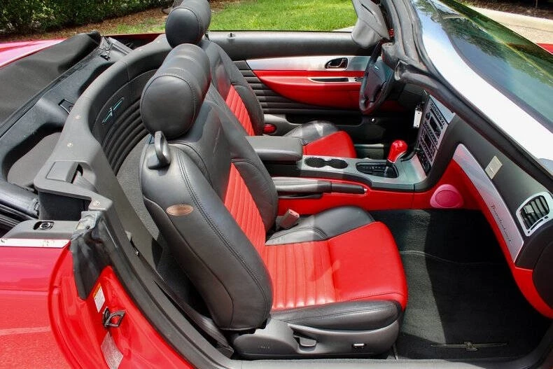 2002 Ford Thunderbird 11th Gen - Image 23 of 31