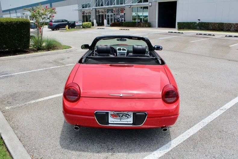 2002 Ford Thunderbird 11th Gen - Image 17 of 31