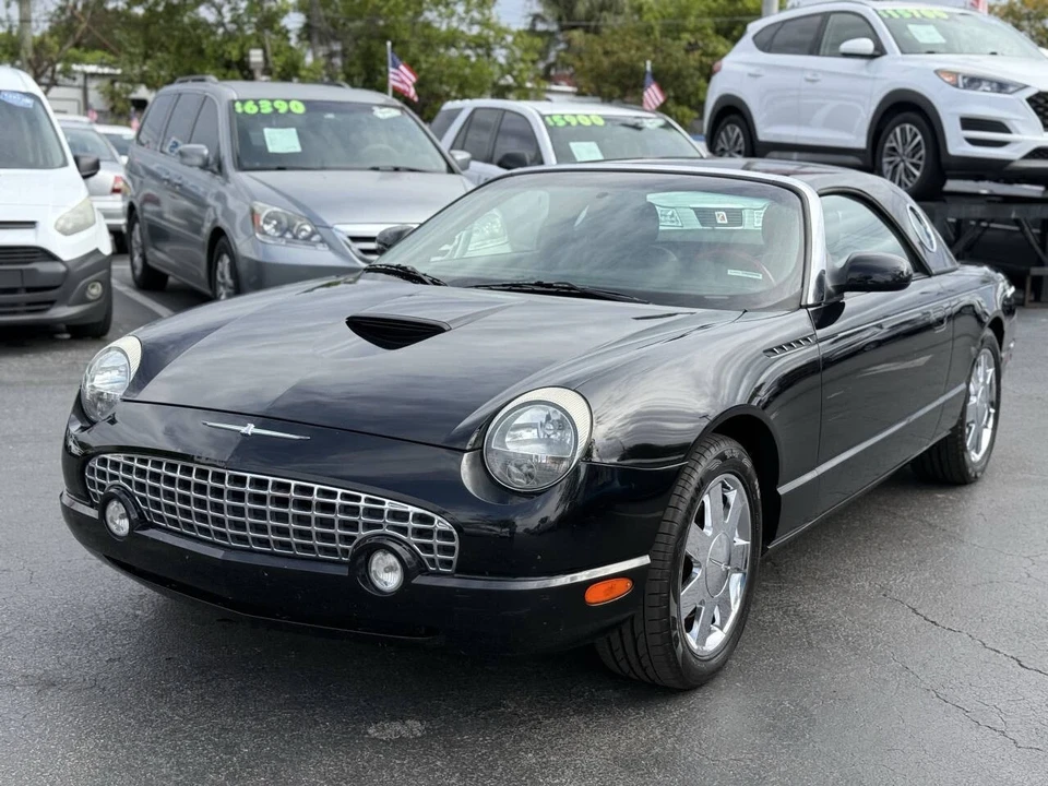 2002 Ford Thunderbird 10th Gen - Image 2 of 12