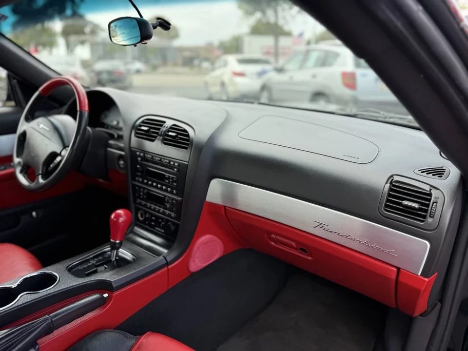 2002 Ford Thunderbird 11th Gen - Image 17 of 21