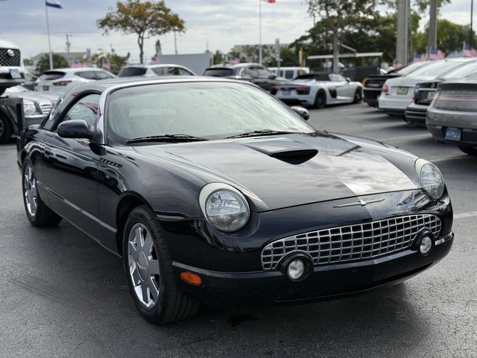 2002 Ford Thunderbird 11th Gen - Image 9 of 25