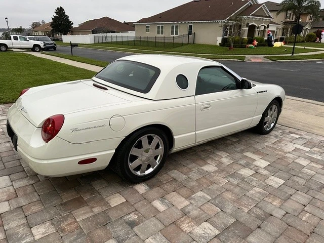 2002 Ford Thunderbird 11th Gen - Image 4 of 10
