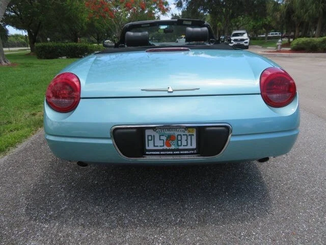 2002 Ford Thunderbird 11th Gen - Image 16 of 31