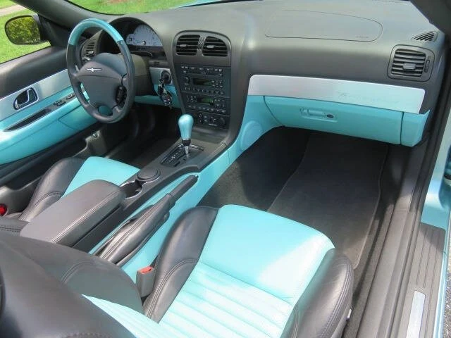 2002 Ford Thunderbird 11th Gen - Image 28 of 31