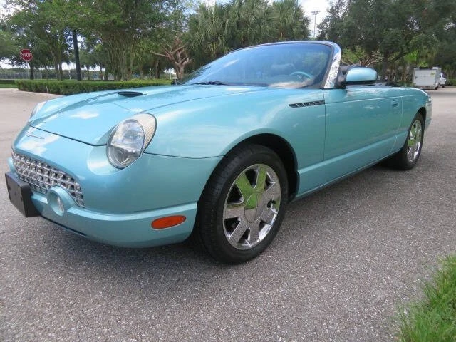 2002 Ford Thunderbird 11th Gen - Image 13 of 31