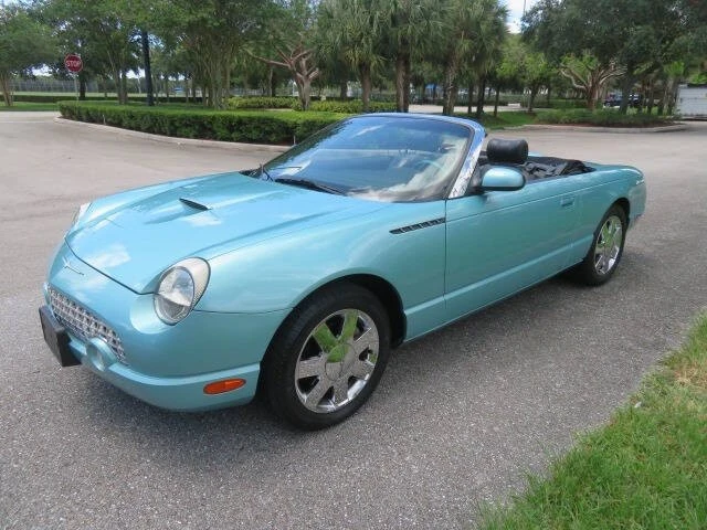 2002 Ford Thunderbird 11th Gen - Image 21 of 31