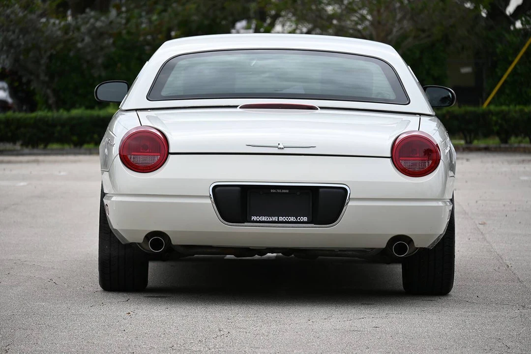 2002 Ford Thunderbird 11th Gen - Image 11 of 31