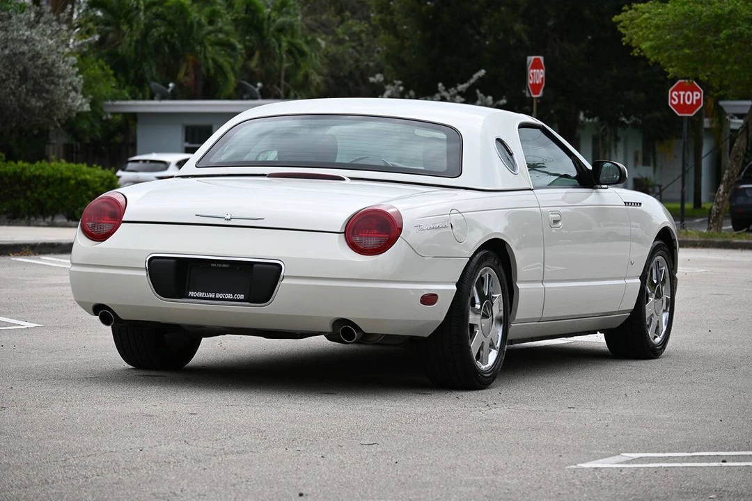 2002 Ford Thunderbird 11th Gen - Image 12 of 31