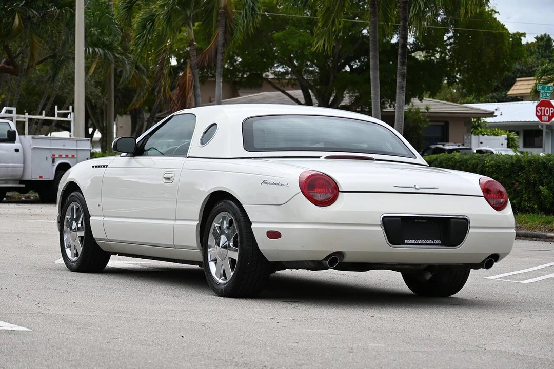 2002 Ford Thunderbird 11th Gen - Image 9 of 31