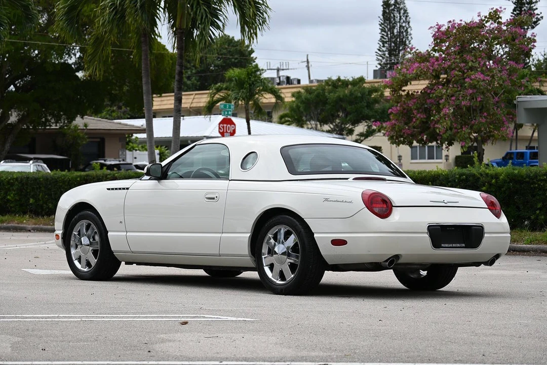 2002 Ford Thunderbird 11th Gen - Image 8 of 31
