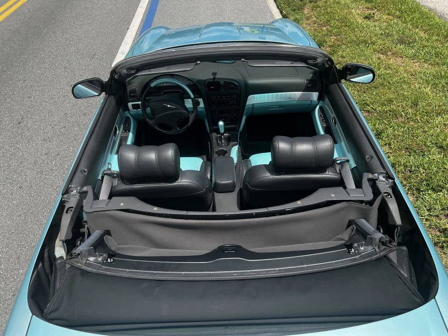 2002 Ford Thunderbird 11th Gen - Image 28 of 31