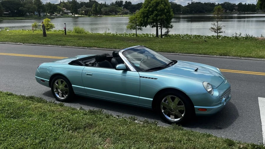 2002 Ford Thunderbird 11th Gen - Image 9 of 31