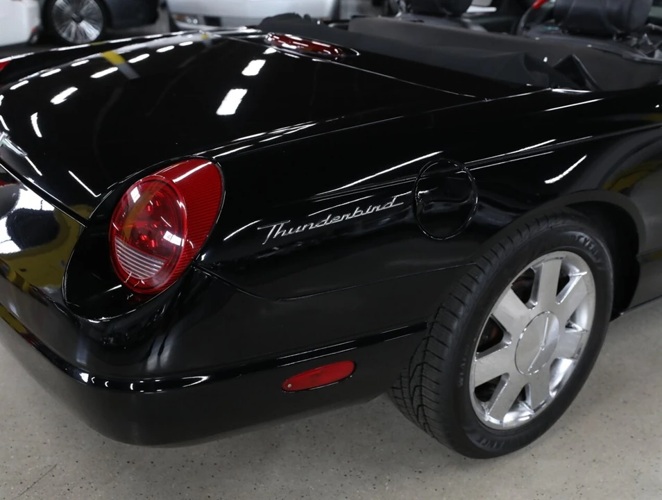 2002 Ford Thunderbird 11th Gen - Image 10 of 31