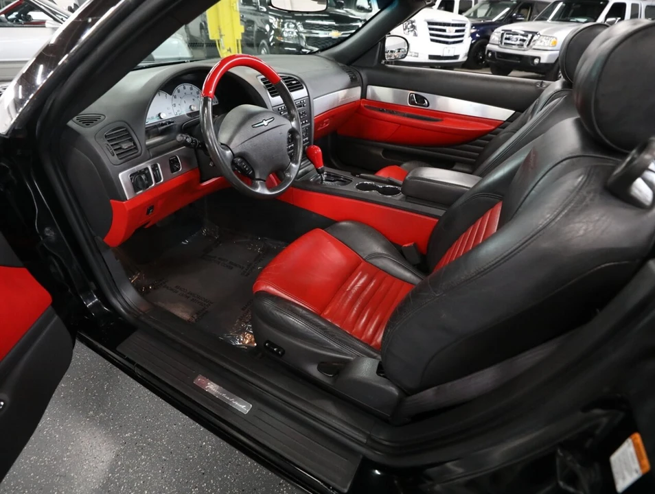 2002 Ford Thunderbird 11th Gen - Image 22 of 31