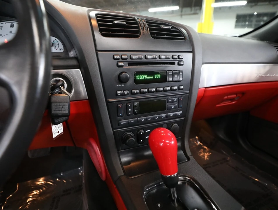 2002 Ford Thunderbird 11th Gen - Image 25 of 31