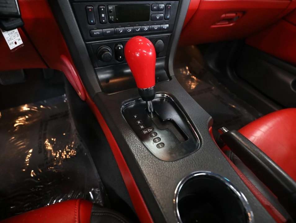2002 Ford Thunderbird 11th Gen - Image 24 of 31