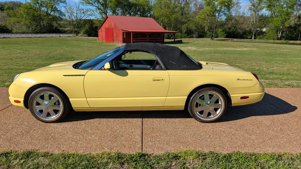 2002 Ford Thunderbird 11th Gen - Image 10 of 20