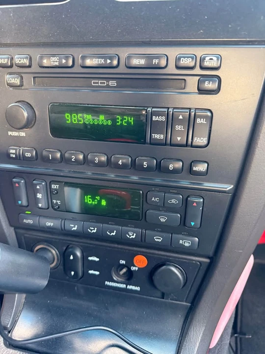 2002 Ford Thunderbird 11th Gen - Image 4 of 18