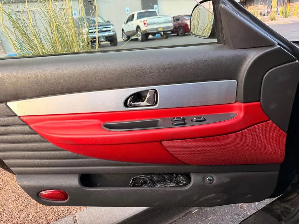 2002 Ford Thunderbird 11th Gen - Image 6 of 18