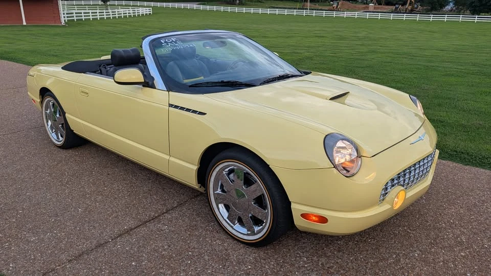 2002 Ford Thunderbird 11th Gen - Image 4 of 20