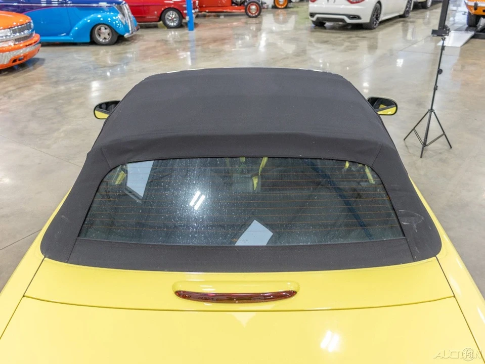 2002 Ford Thunderbird 11th Gen - Image 18 of 21