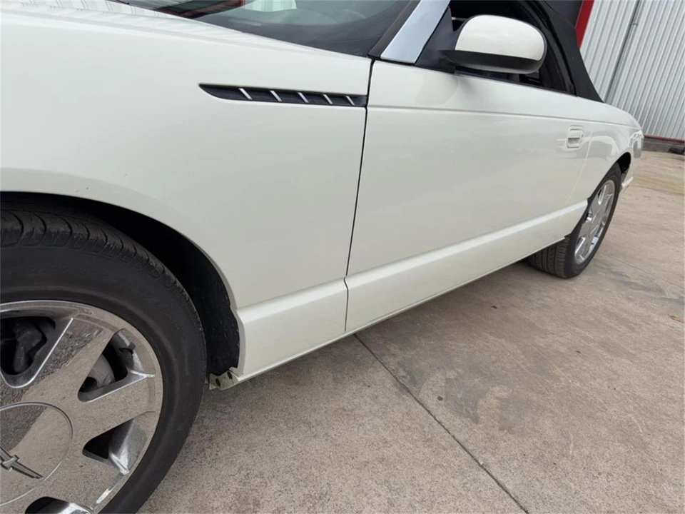 2002 Ford Thunderbird 11th Gen - Image 8 of 20