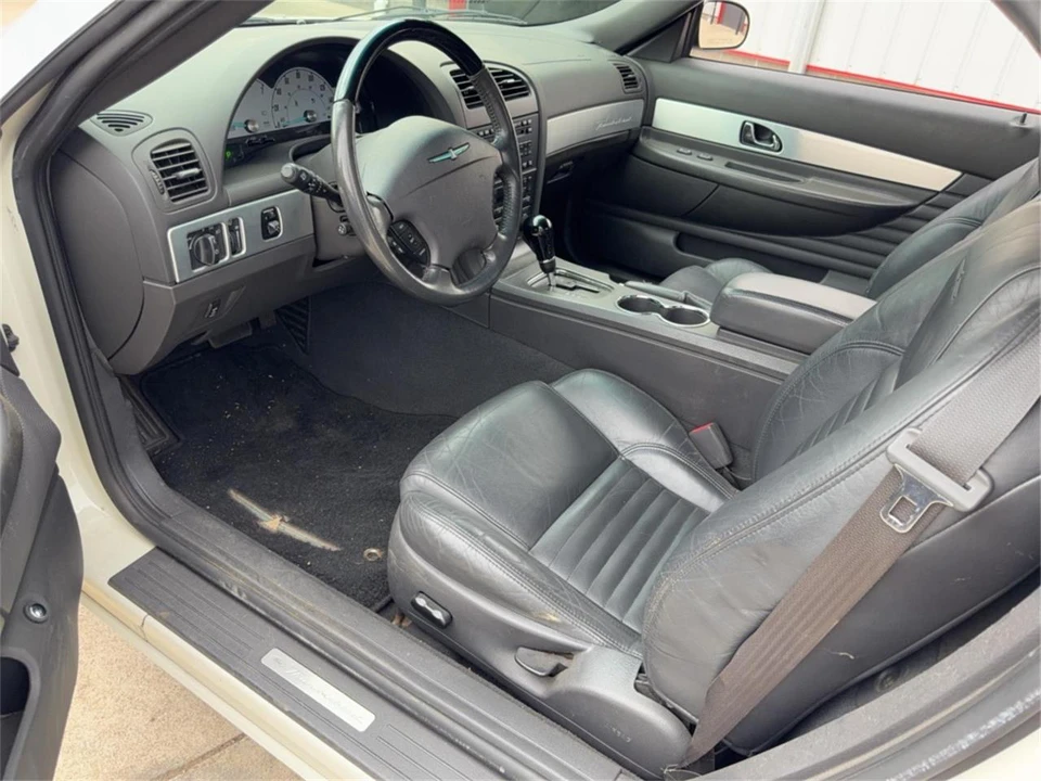 2002 Ford Thunderbird 11th Gen - Image 12 of 20