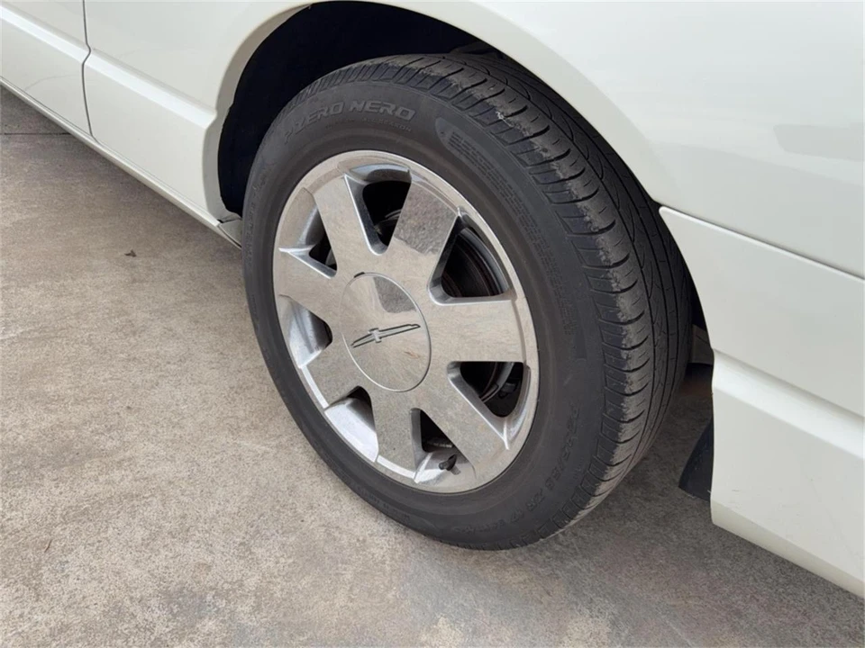 2002 Ford Thunderbird 11th Gen - Image 7 of 20