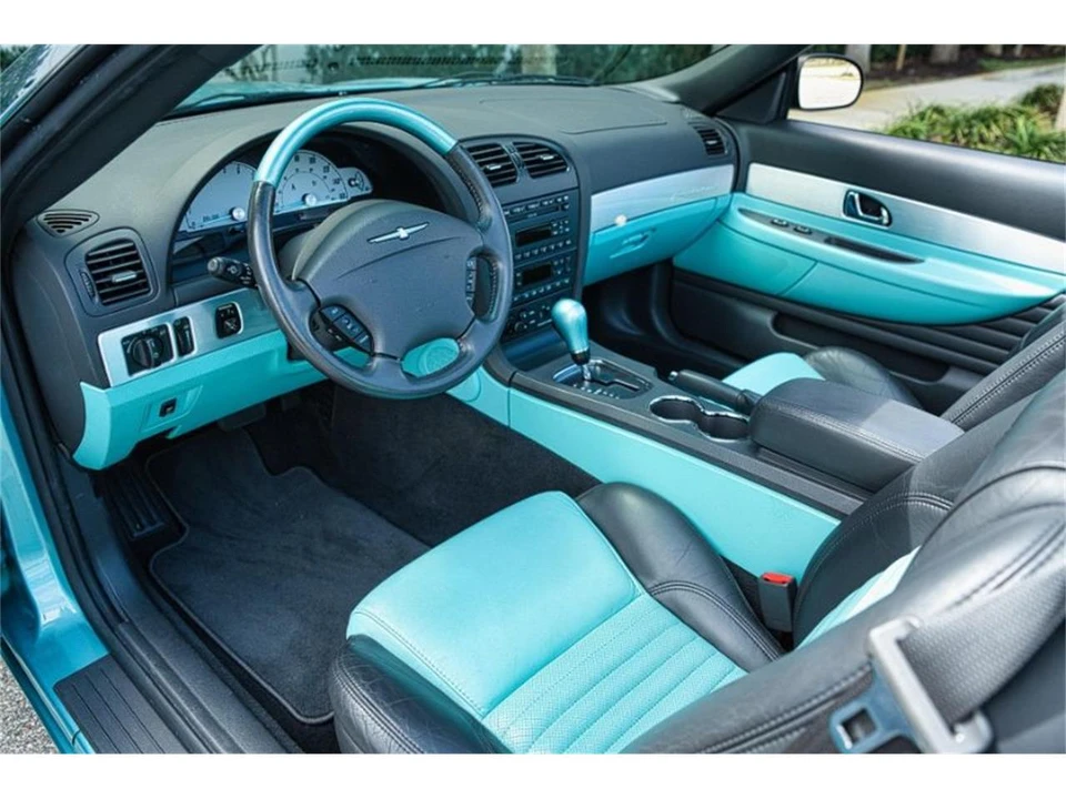 2002 Ford Thunderbird 11th Gen - Image 7 of 16
