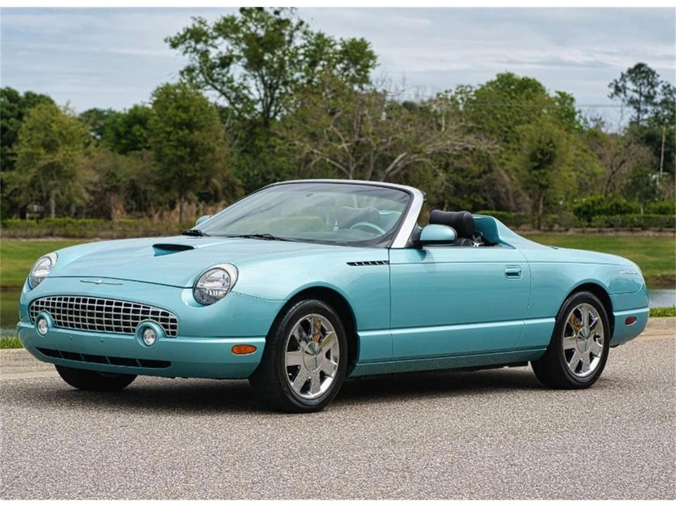 2002 Ford Thunderbird 11th Gen - Image 4 of 16