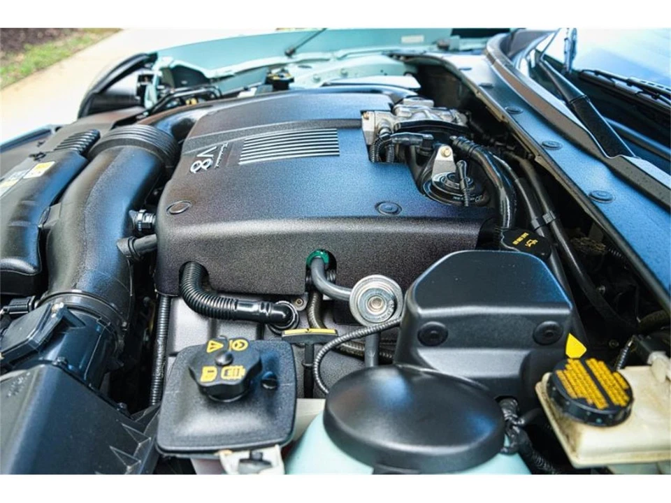 2002 Ford Thunderbird 11th Gen - Image 11 of 16