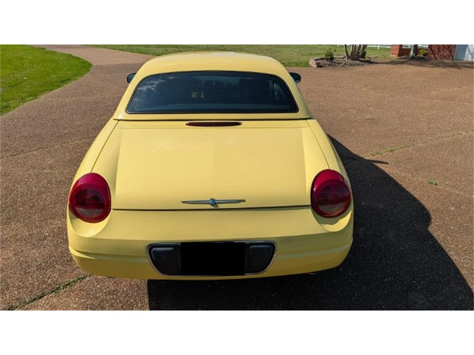 2002 Ford Thunderbird 11th Gen - Image 5 of 12