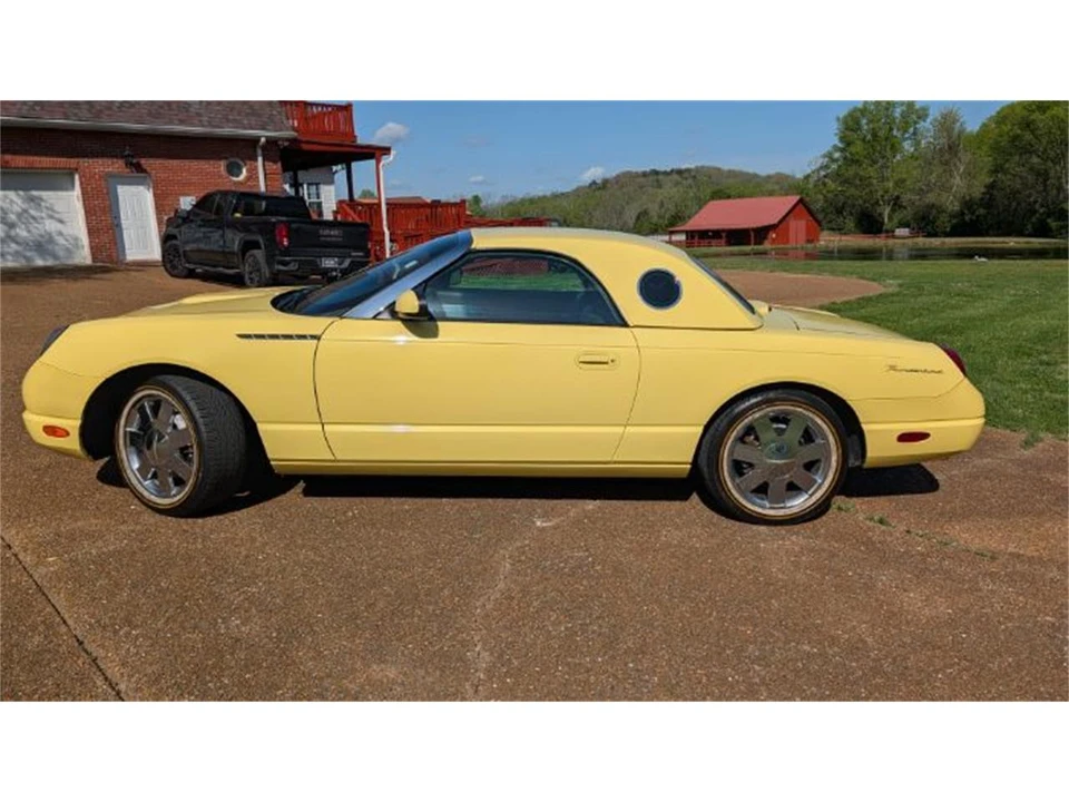 2002 Ford Thunderbird 11th Gen - Image 7 of 12