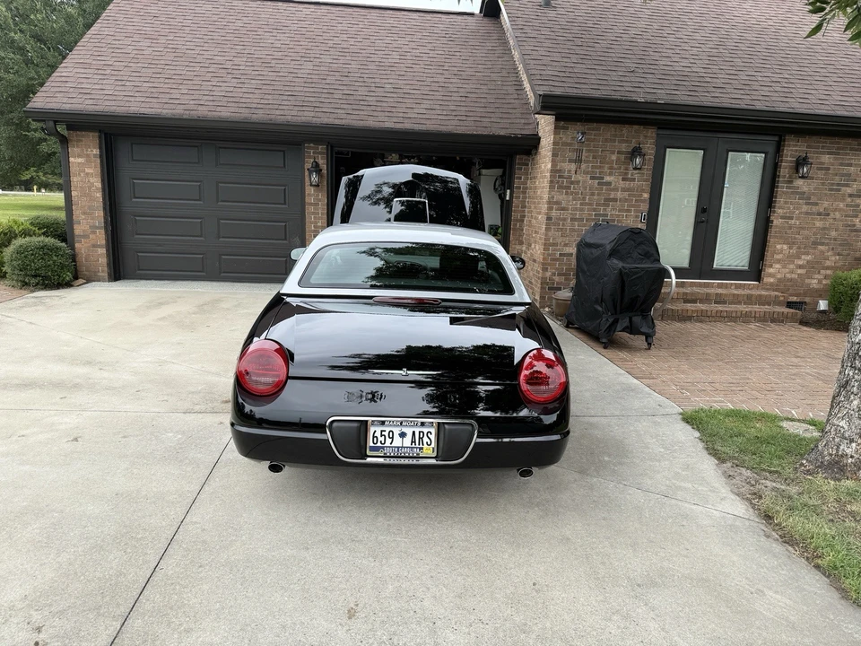 2002 Ford Thunderbird 11th Gen - Image 14 of 14