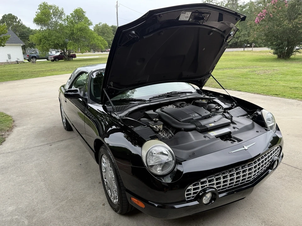 2002 Ford Thunderbird 11th Gen - Image 4 of 14