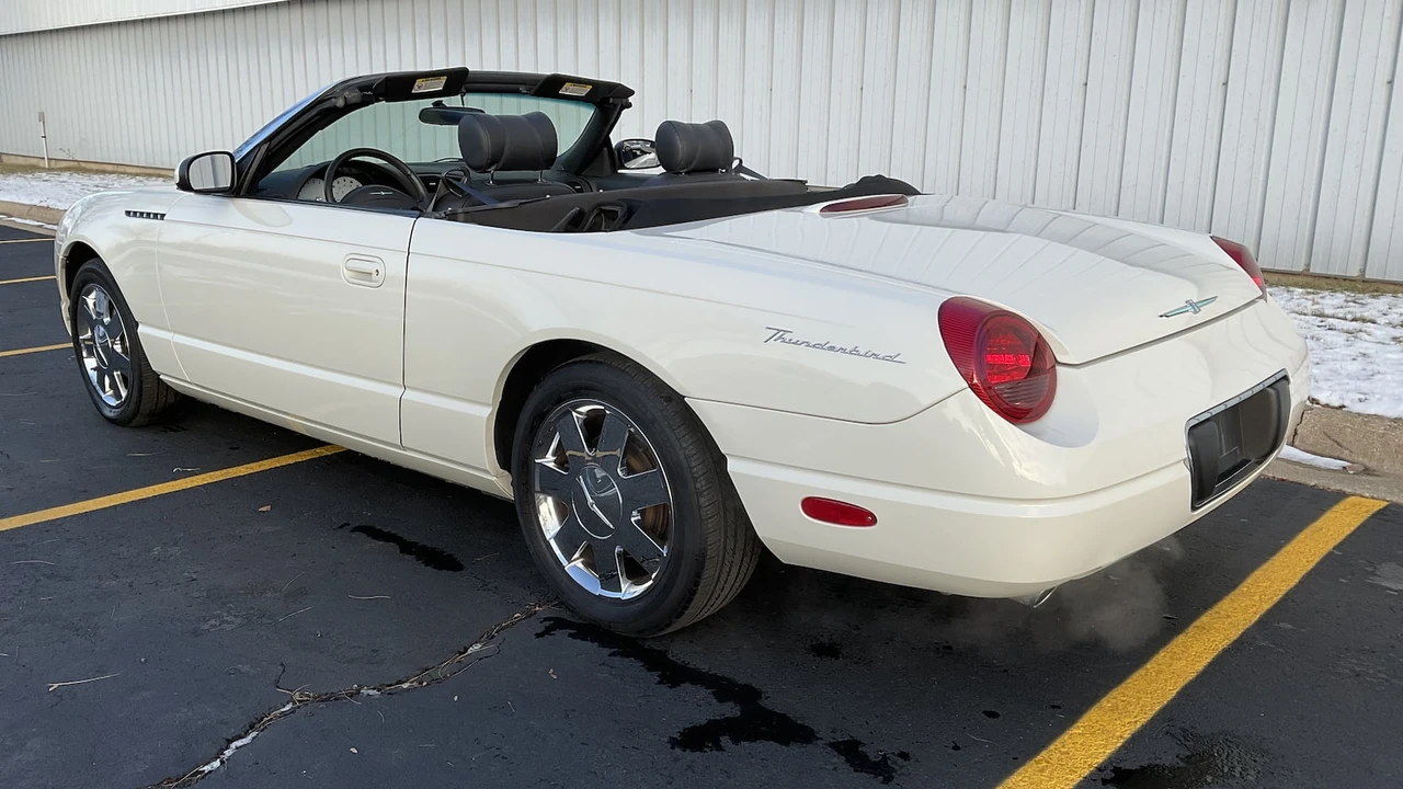 2002 Ford Thunderbird 11th Gen - Image 16 of 16