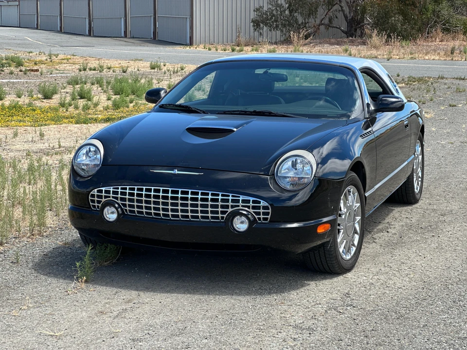 2002 Ford Thunderbird 11th Gen - Image 9 of 31