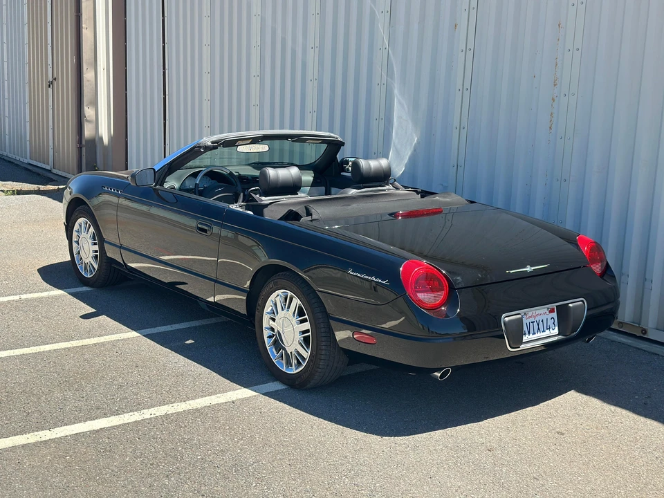 2002 Ford Thunderbird 11th Gen - Image 29 of 31