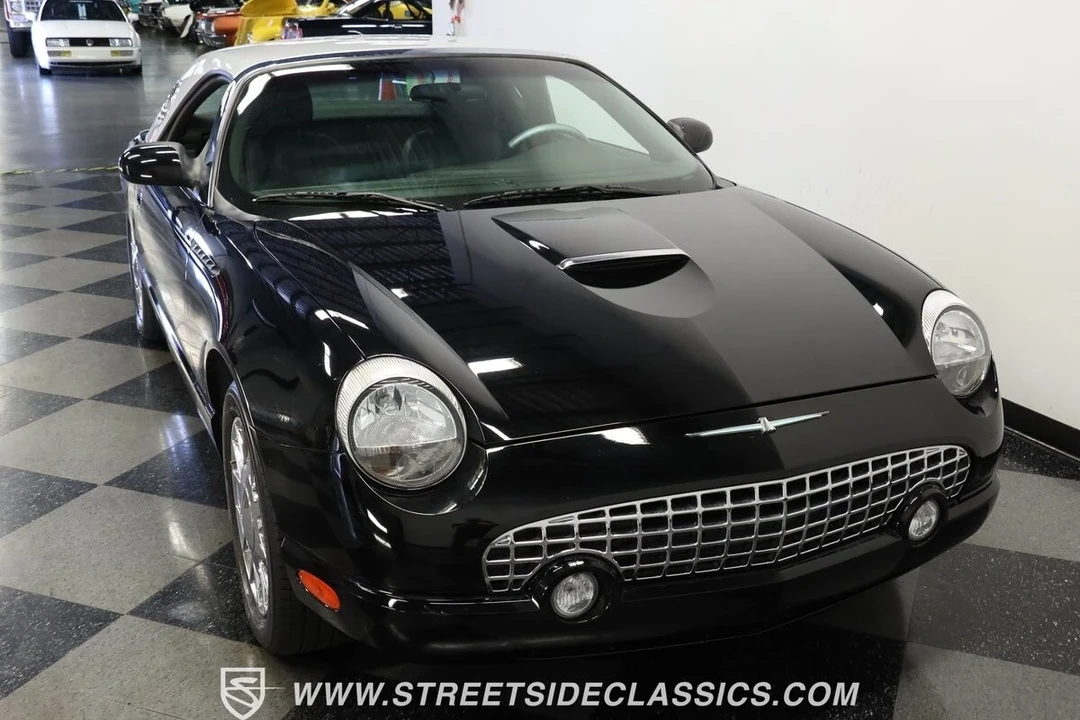 2002 Ford Thunderbird 11th Gen - Image 15 of 21